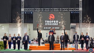 sr podio foto simone ferraro sf109872 copia